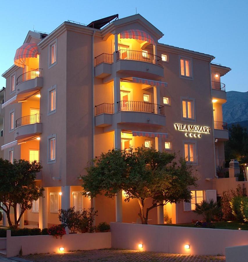 Aparthotel Villa Mozart Podgora Exterior photo